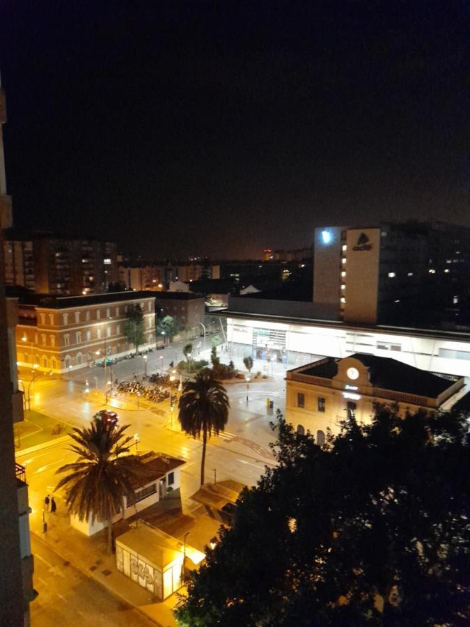 Estudio Frente A Estacion Maria Zambrano Малага Екстер'єр фото